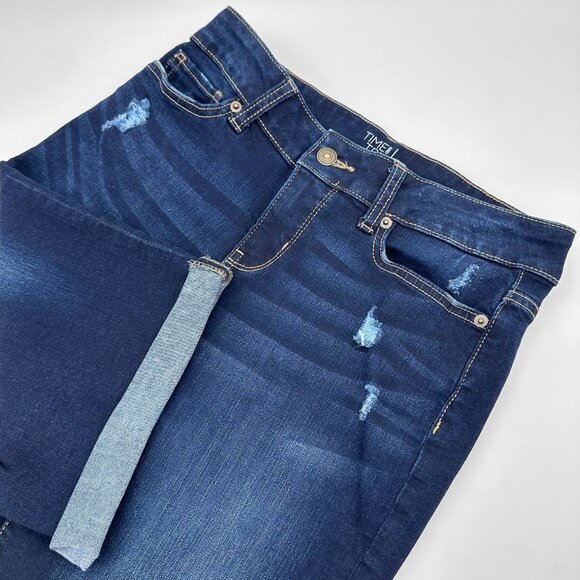 Time and Tru Mid-Rise Cuffed Bermuda 10" Distressed Denim Jorts Size 4 Dark Wash - Picture 1 of 10